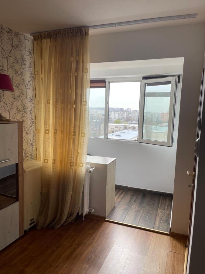 Garsoniera -single 91 * Bucureşti